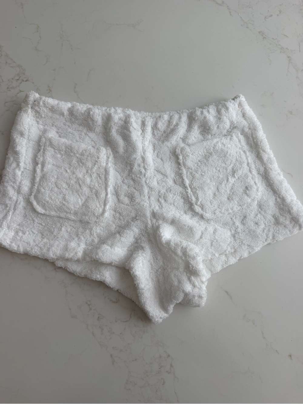 L'AGENCE White Terry Pocket Lounge Shorts